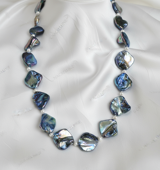 Collier en perles de nacre métallisé et petites perles fines NACRELUNE collier