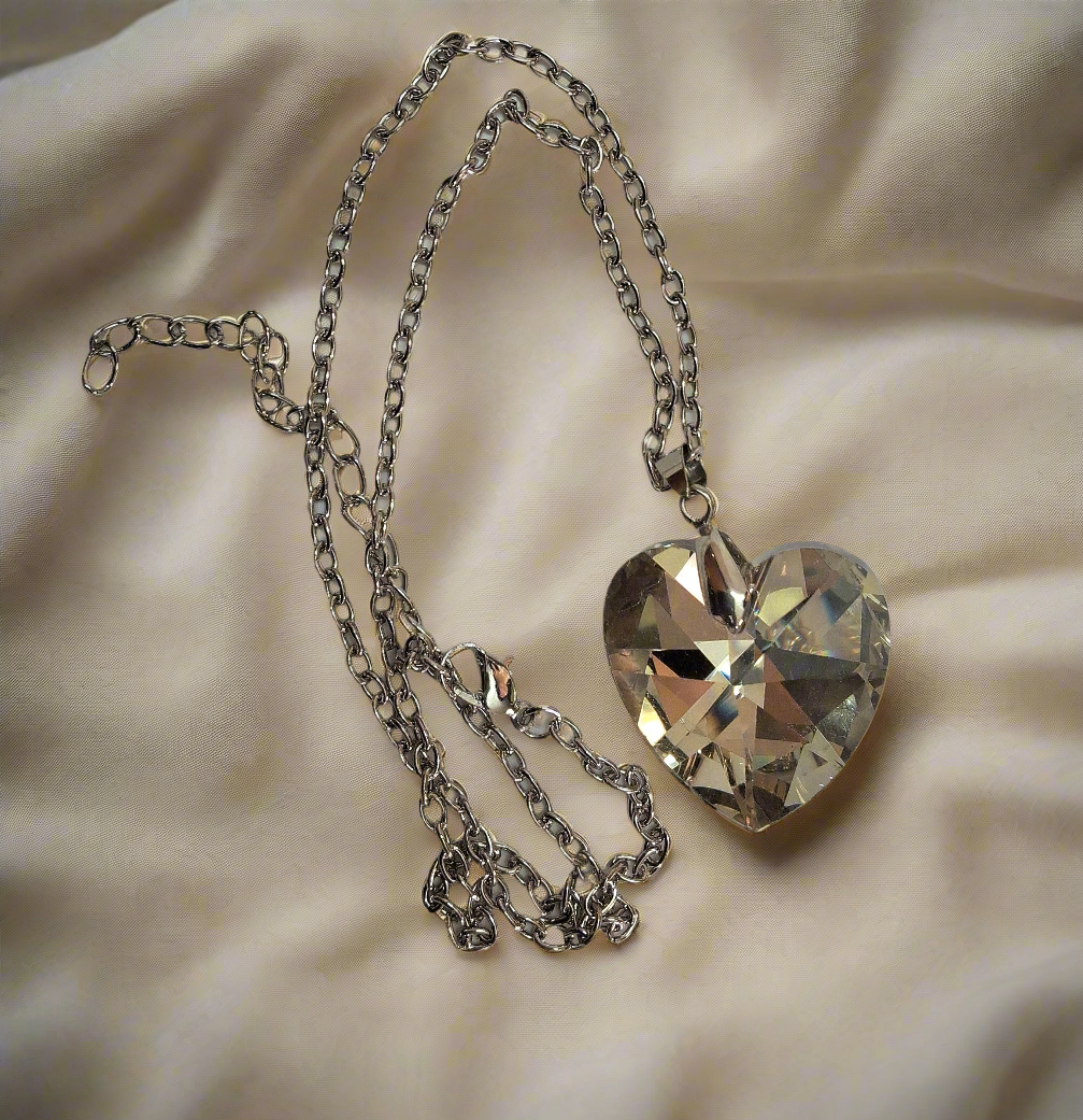 Pendentif coeur en cristal : choisissez votre couleur