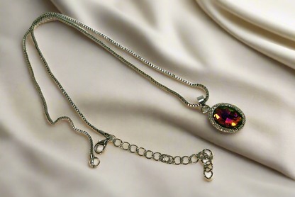 Pendentif en argent avec topaze traitée mystique