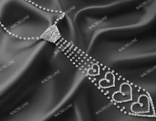 Collier cravate en strass blancs en forme de coeurs NACRELUNE collier