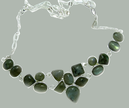 Collier argent et labradorites  N104