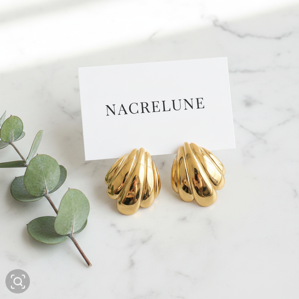 Boucles d'Oreille Coquille Plaqué Or – Chunky Statement | NACRELUNE NACRELUNE boucles d'oreille