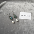 Boucles d'Oreilles Labradorite Perles Culture Naturelles nacrelune.com boucles d'oreille