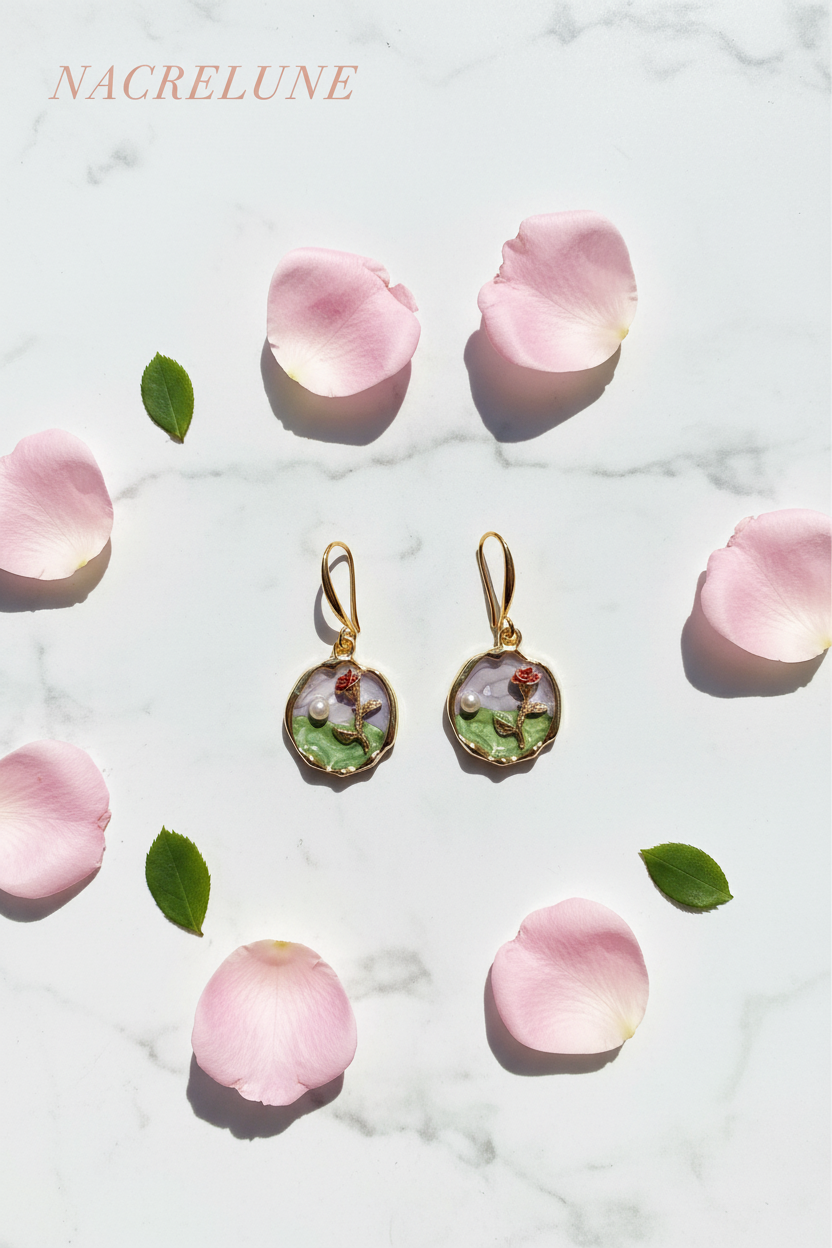 Boucles d'Oreille Émail Décoré Motif Rose – Bijou Fantaisie Féminin | NACRELUNE NACRELUNE boucles d'oreille