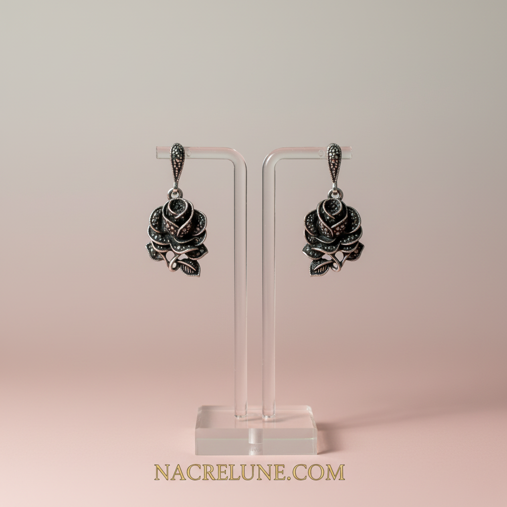 Boucles d’oreille en argent et marcassites en forme de rose NACRELUNE boucles d'oreille