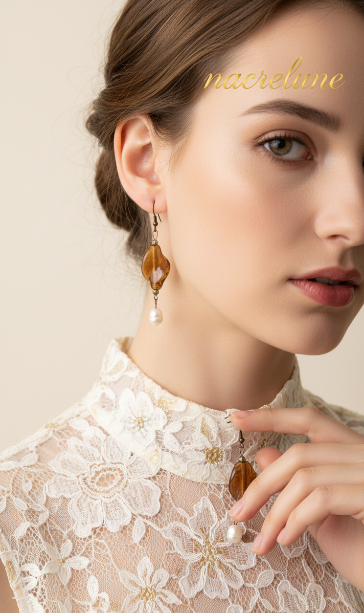 Boucles d’oreilles perles de culture et verre mordoré | NACRELUNE NACRELUNE boucles d'oreille