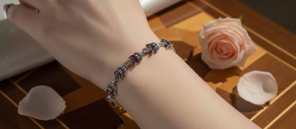 Bracelet en argent et marcassites avec rubis véritables nacrelune.com bracelet