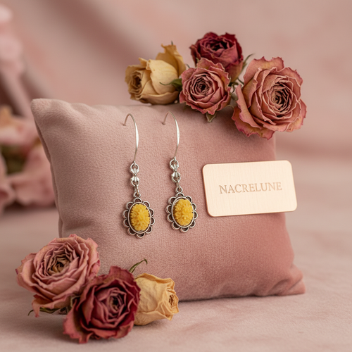 Boucles camée fleurs en resine nacrelune.com boucles d'oreille