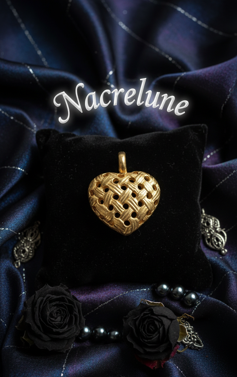 Pendentif fantaisie en forme de coeur doré nacrelune.com pendentif