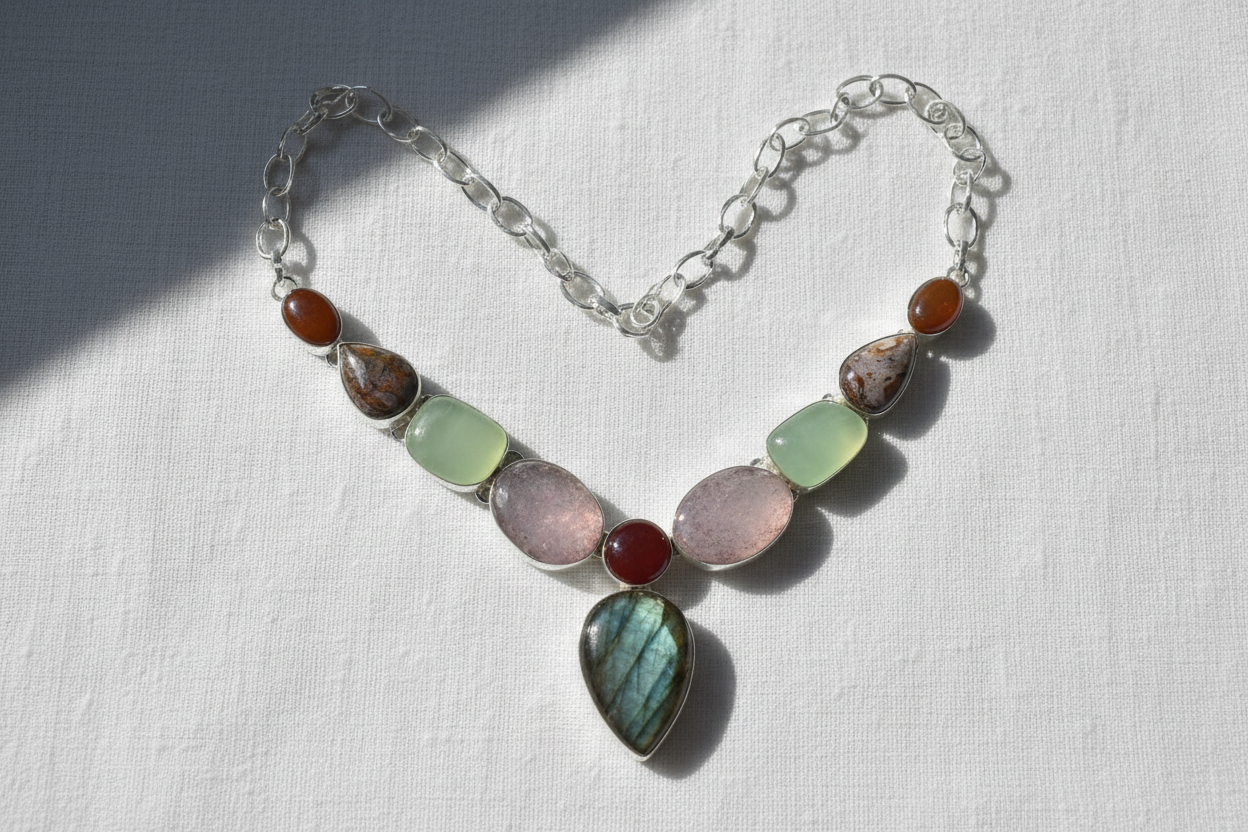 Collier en argent et pierres fines NACRELUNE collier