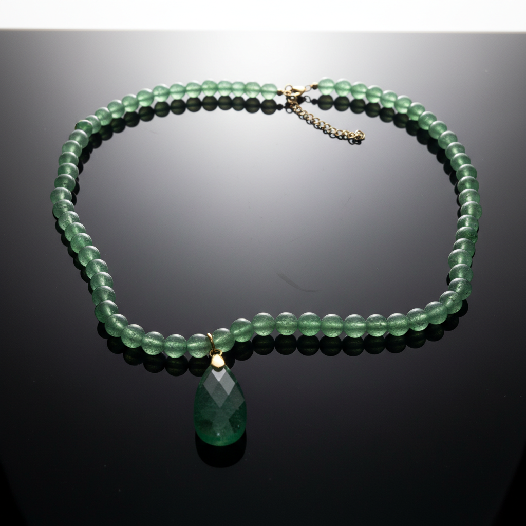 Collier en aventurines naturelles nacrelune.com collier