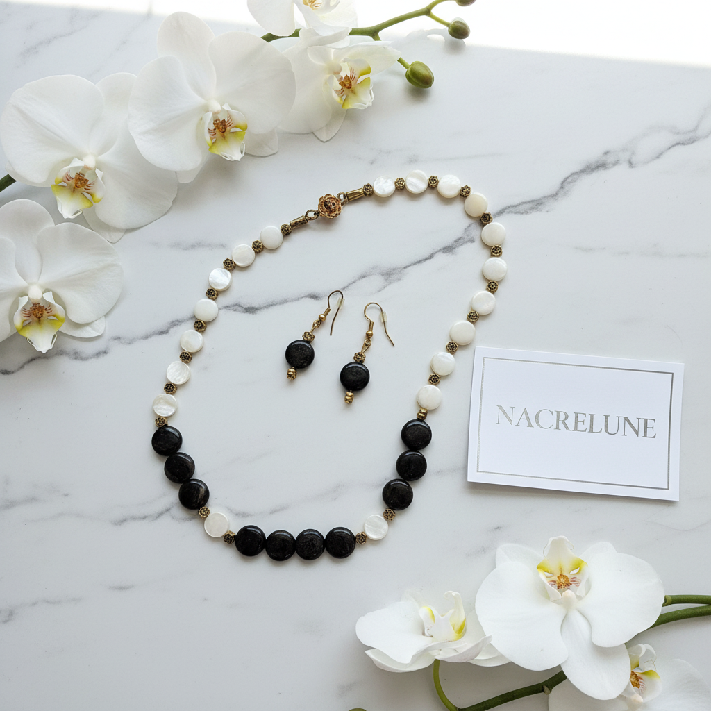 Collier Nacre et Obsidienne nacrelune.com collier