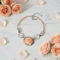 collier avec chats et grande rose imitation corail nacrelune.com collier