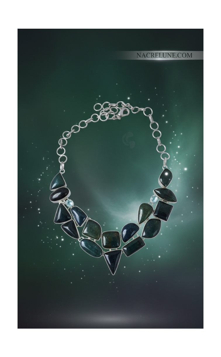 Collar elaborado en plata 925 y ágatas verdes de la India