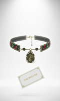 Collier Ruban Brocard & Camée Métallique | NACRELUNE nacrelune.com collier
