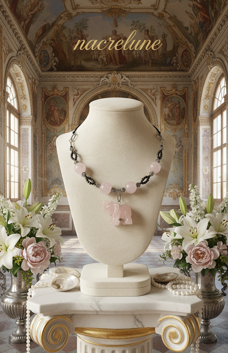 Collier Éléphant Sculpté en Quartz Rose Véritable | NACRELUNE nacrelune.com collier