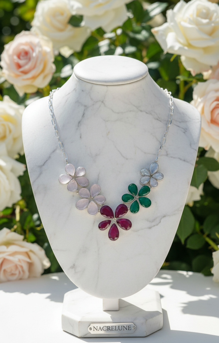Collier Argent & Rubis, Émeraudes, Quartz Roses & Pierres de Lune en Fleurs | NACRELUNE