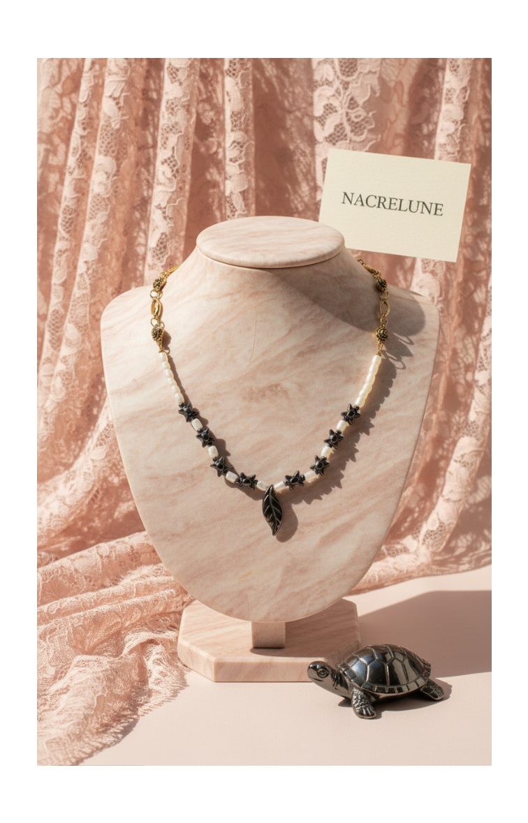 Collier Nacre & Tortues en Hématite | NACRELUNE nacrelune.com collier