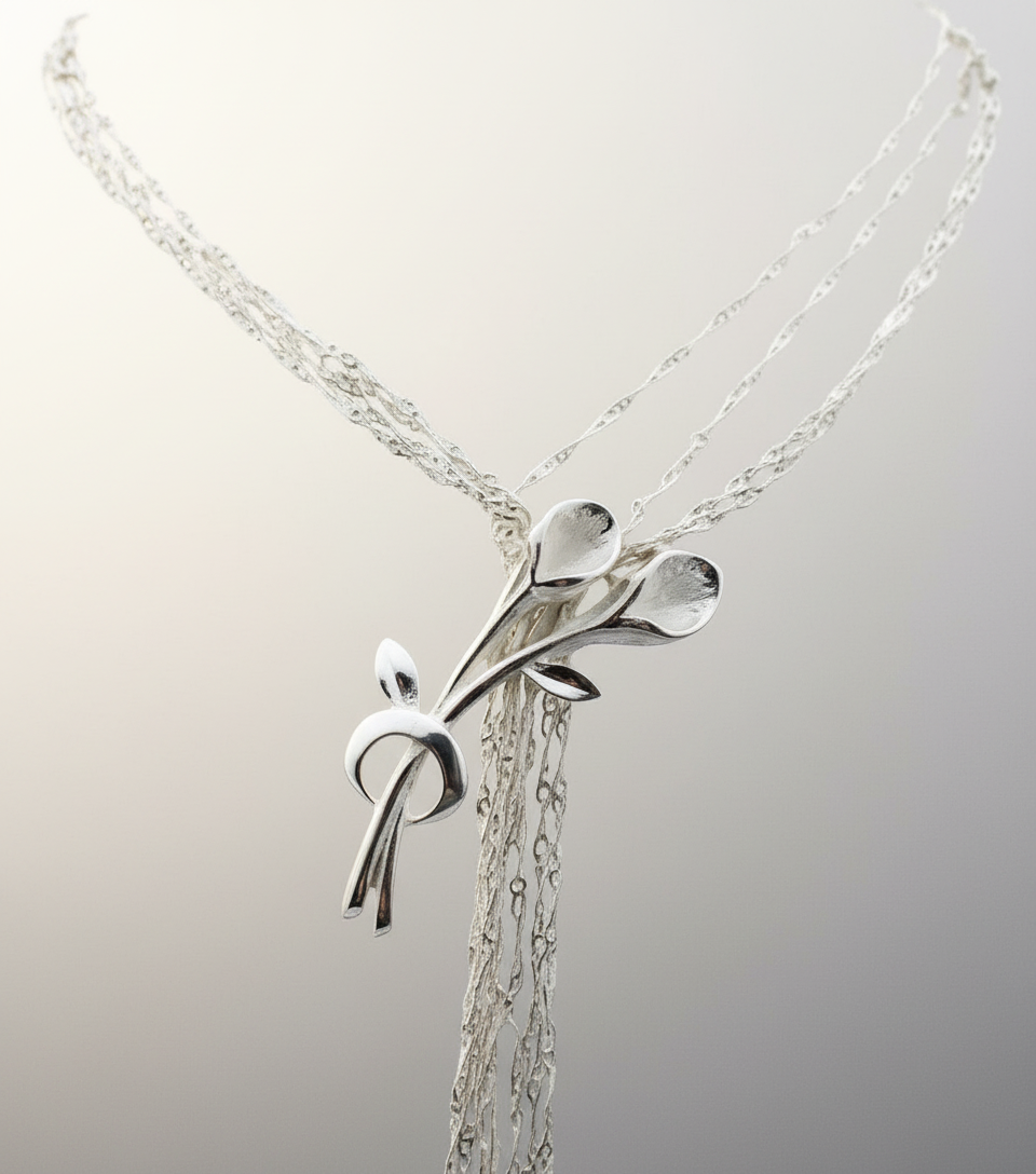 Collier argent avec fleurs nacrelune.com collier