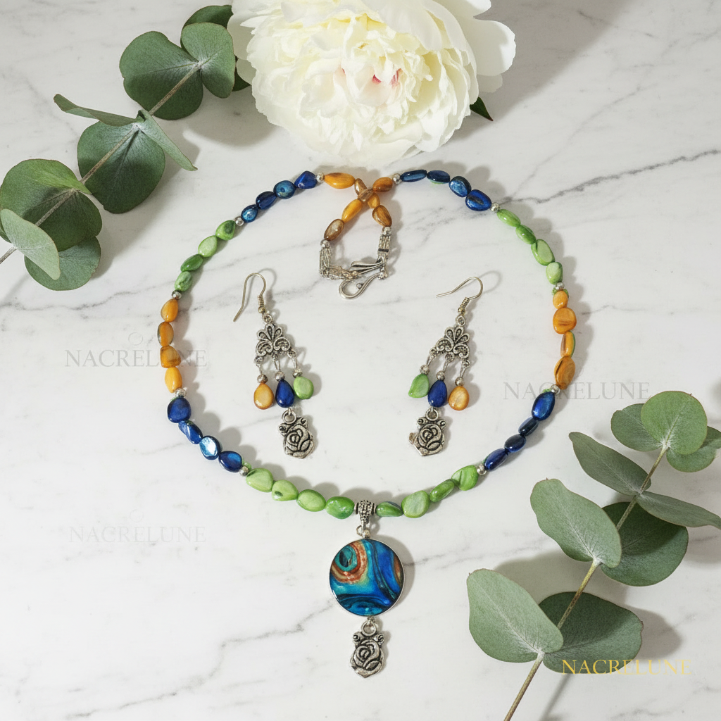Parure en perles nacres de couleur et grande perle en nacre peinte nacrelune.com parure