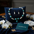 parure en perles pastilles de nacre et perles en turquoise nacrelune.com parure