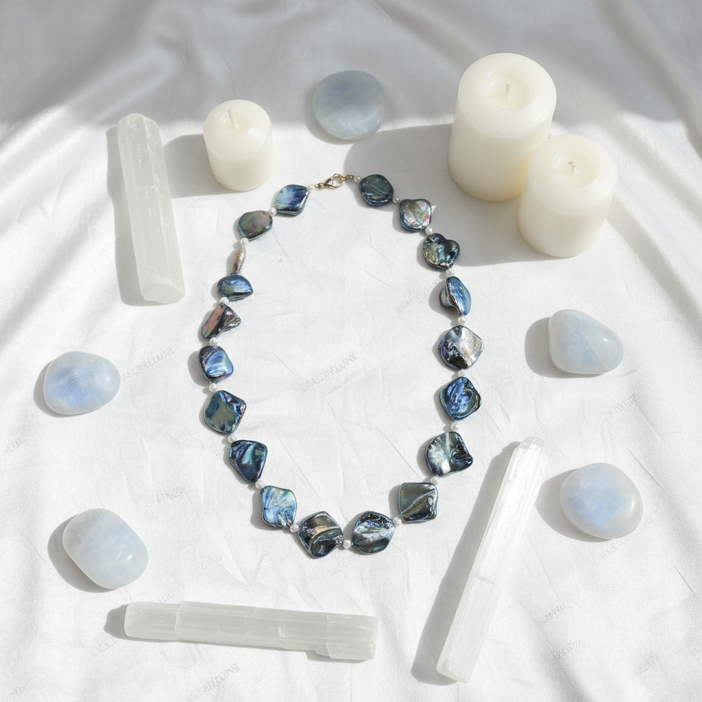 Collier en perles de nacre métallisé et petites perles fines nacrelune.com collier