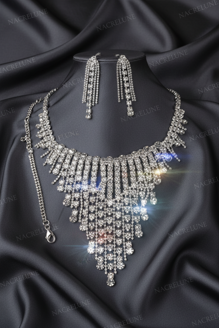 Parure complète strass en triangle nacrelune.com parure