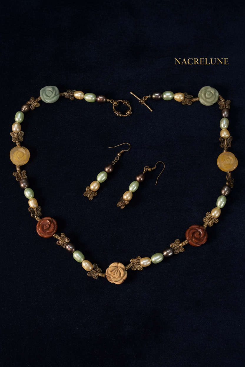 Parure Perles de Culture & Fleur en Pierres Naturelles – Bijou Artisanal | NACRELUNE NACRELUNE Parure