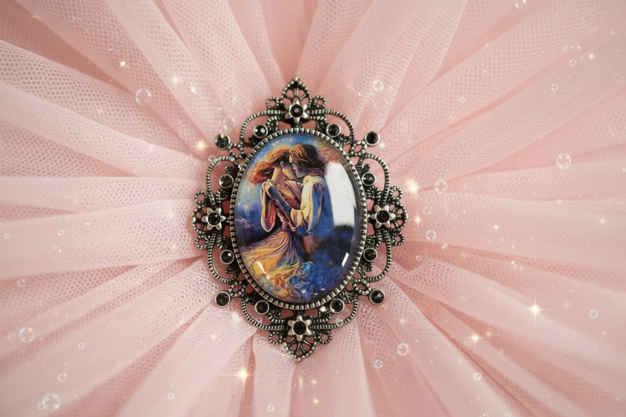 Pendentif grand camée fantasy couple dansant nacrelune.com pendentif