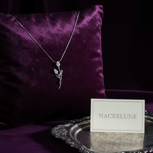 Pendentif en forme de tulipe en argent véritable et sa chaîne NACRELUNE