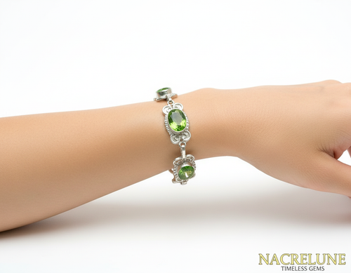 Bracelet en argent avec peridots (olivines) nacrelune.com bracelet