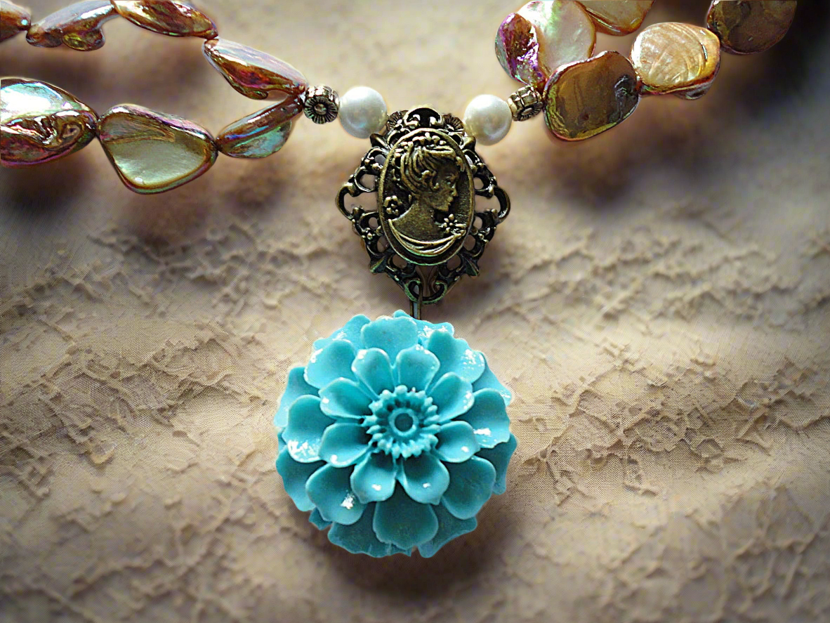 Collier en nacre doré et turquoise NACRELUNE collier