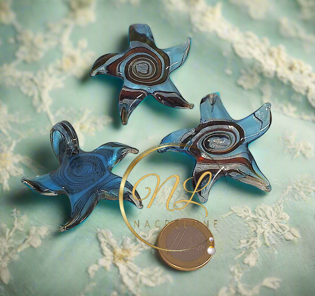 Pendentif en verre en forme d’étoile Bleu nacrelune.com pendentif