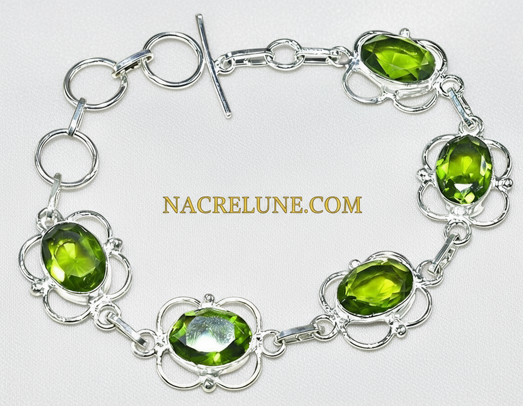 Bracelet en argent avec peridots(olivine) nacrelune.com bracelet