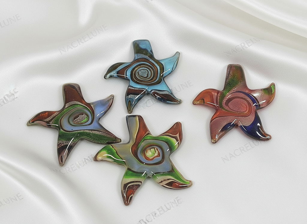 Pendentif en verre en forme d’étoile nacrelune.com pendentif