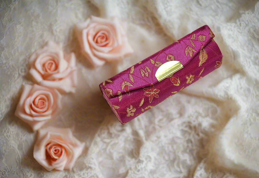 Boite à rouge à lèvres pour le sac, choisissez votre modèle Rose foncé nacrelune.com accessoires