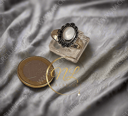 Bague en argent véritable avec marcassites et cabochon de nacre naturelle