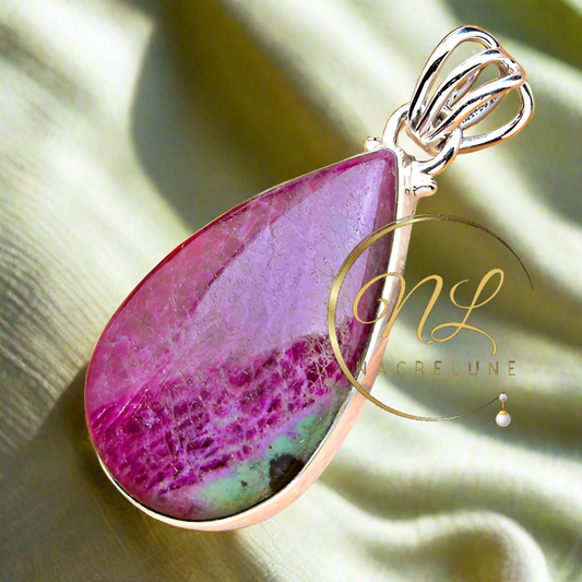 Pendentif en argent 925 avec rubis zoisite poli