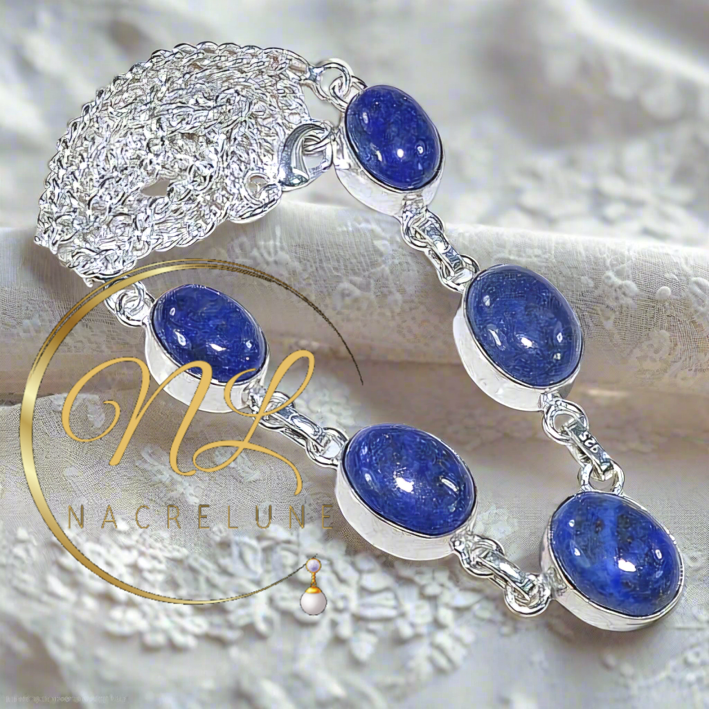 Collier en argent avec lapis lazulis