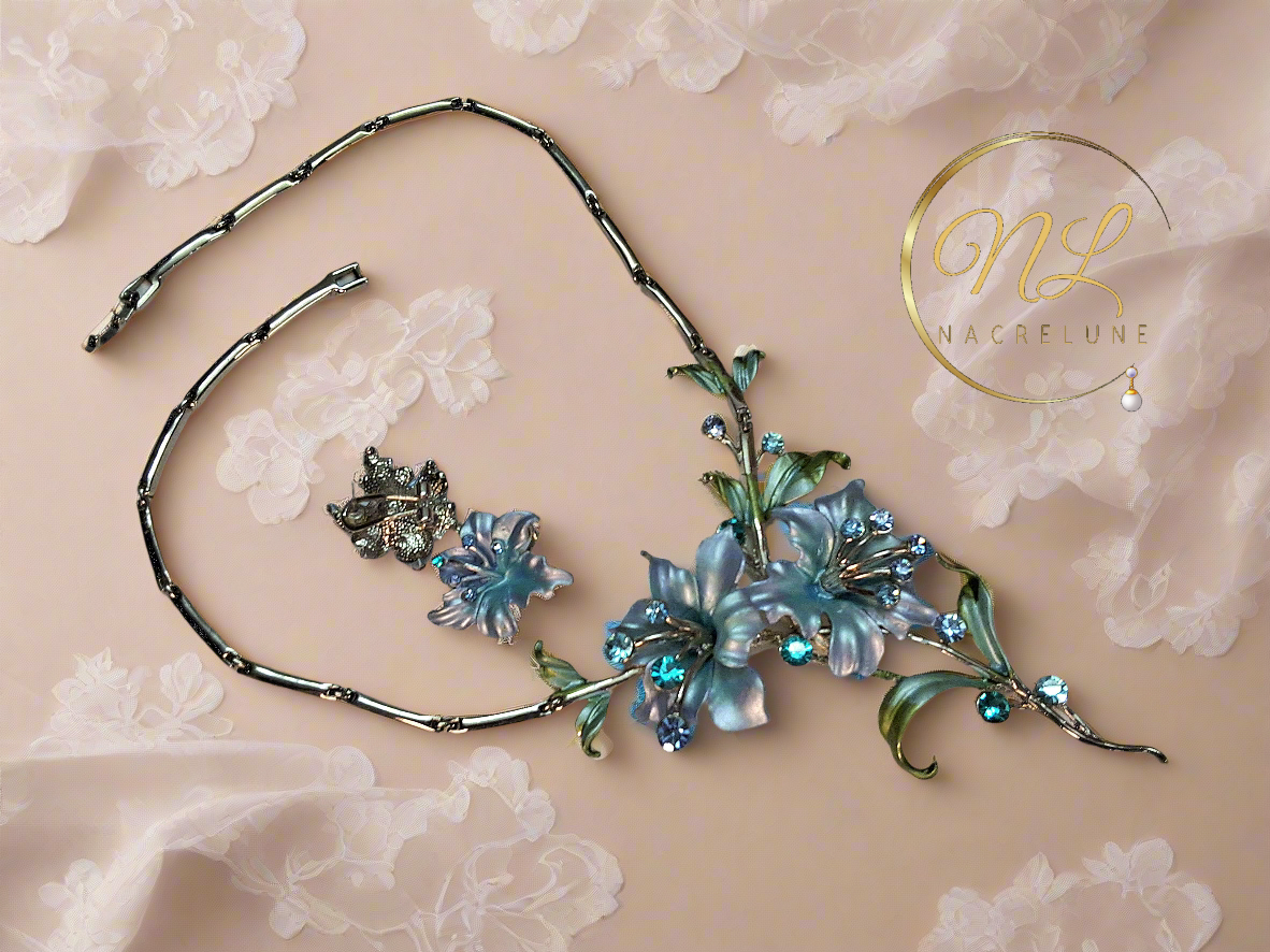 Parure en émail aux grandes fleurs : choisissez votre couleur
