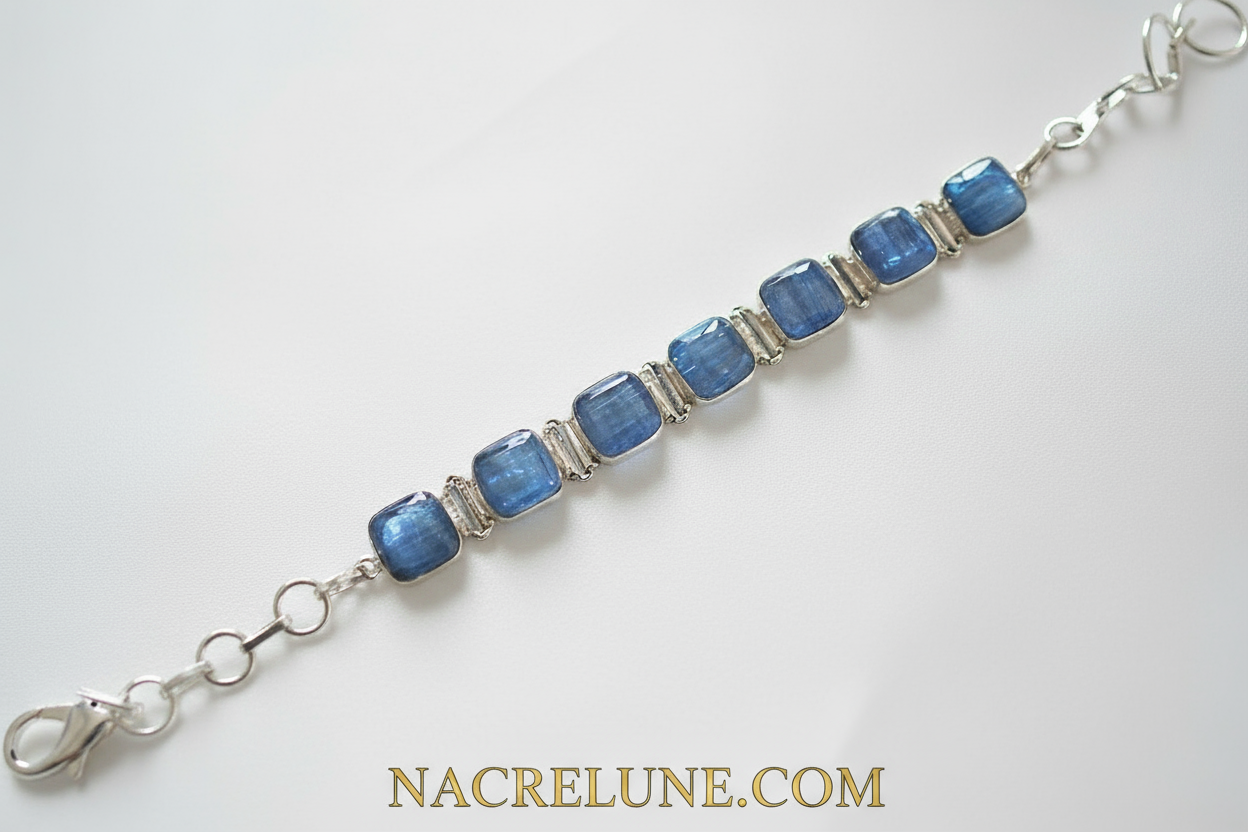 Bracelet en argent avec cyanites polies nacrelune.com bracelet