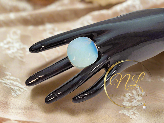 Bague en opalite naturelle
