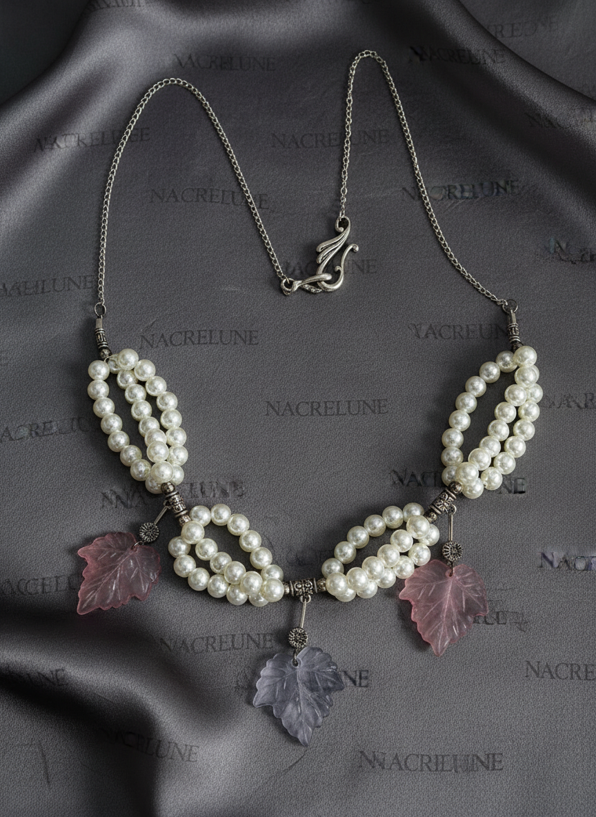 collier fantaisie aux couleurs pastels