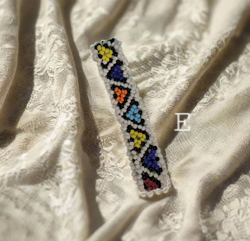 Bracelet fantaisie : couleurs variées à choisir. Modèle E nacrelune.com bracelet