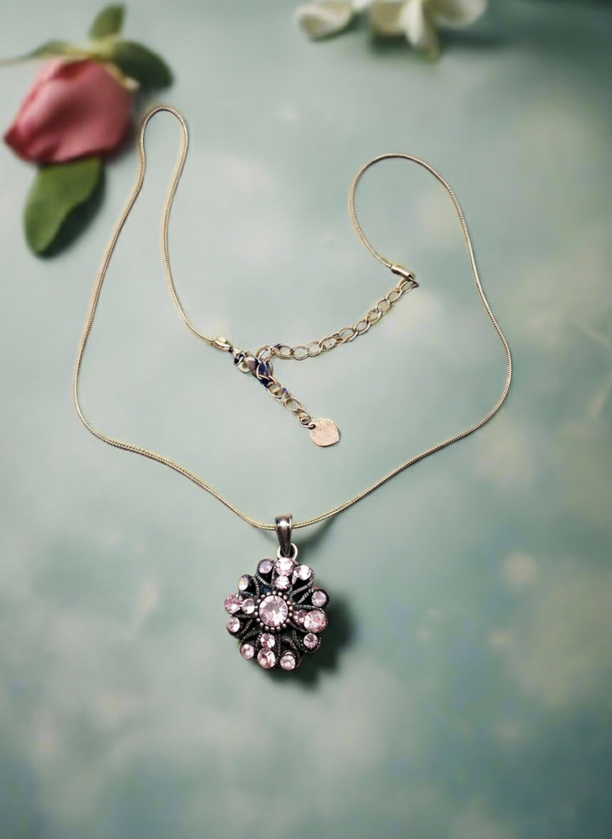 Pendentif en strass rose NACRELUNE collier