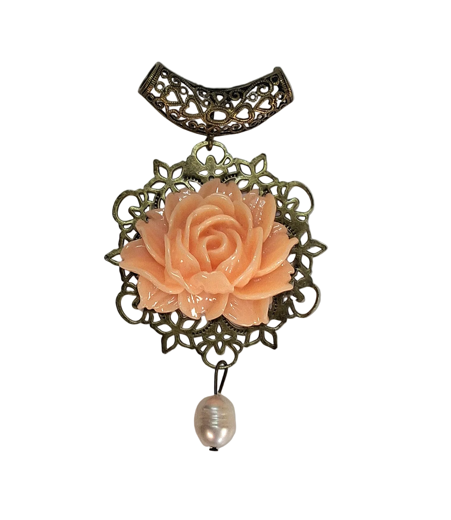 Pendentif en résine en forme de rose nacrelune.com pendentif