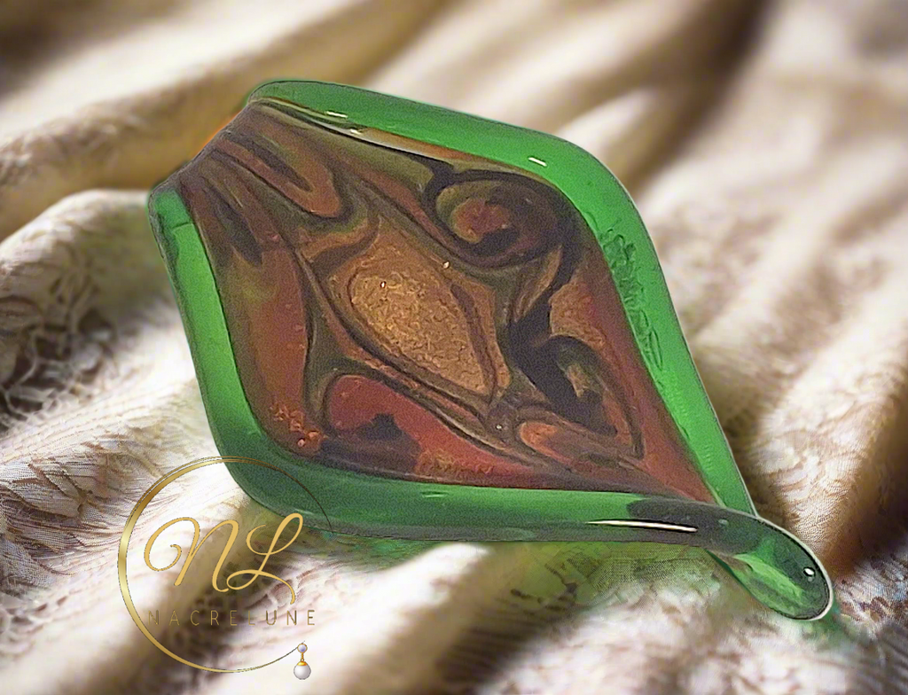 Pendentif en verre artistique en forme de feuille Vert nacrelune.com pendentif