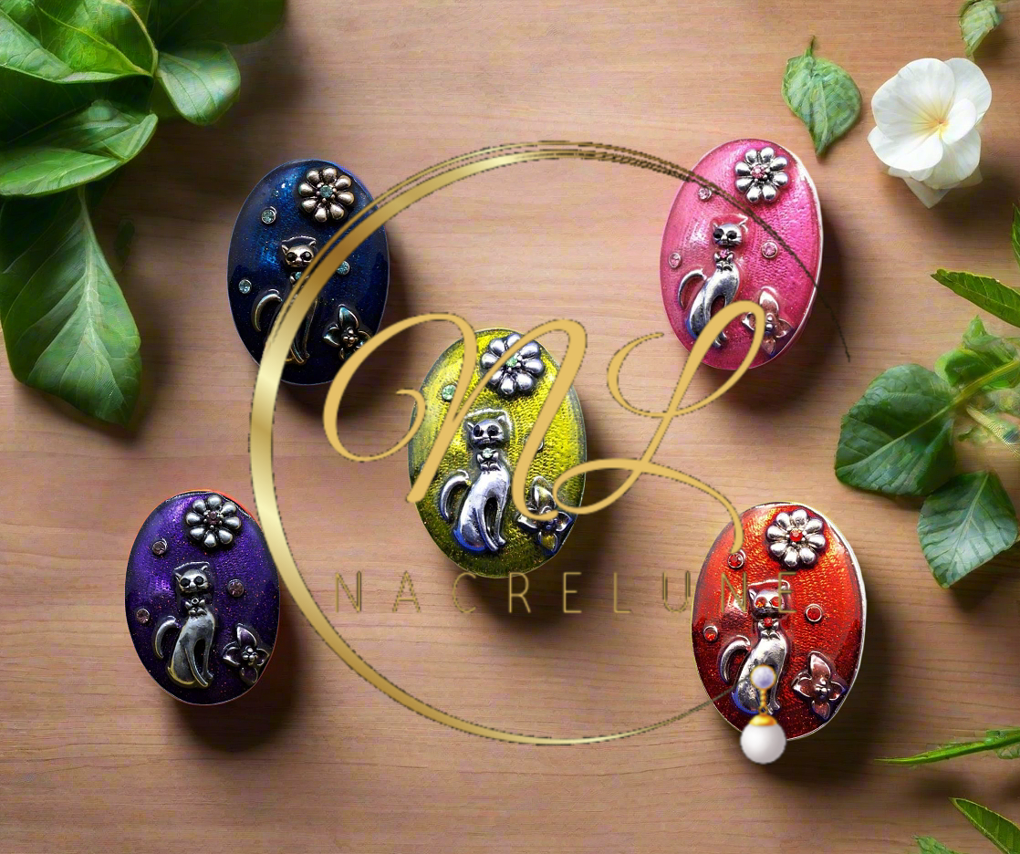Pendentif en forme de chat, choisissez votre couleur