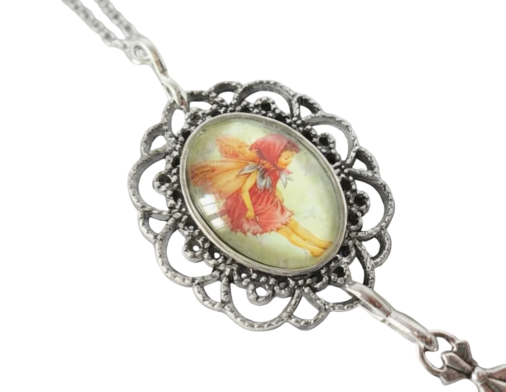 Collier fait de petits camées représentant un ange et des fées des fleurs nacrelune.com collier
