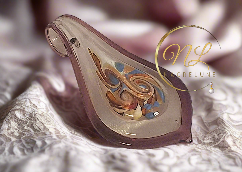 Pendentif en verre multicolore Mauve nacrelune.com pendentif
